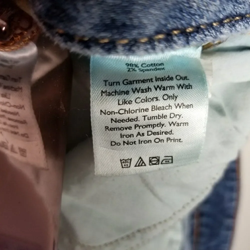 Eddie bauer denim Bermuda shorts