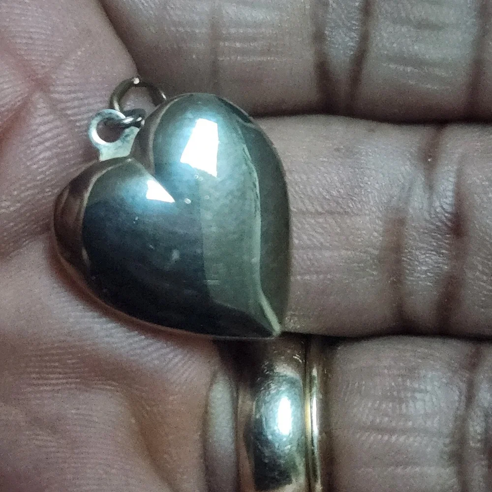N/A vintage heart