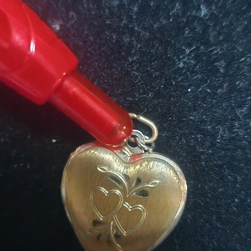 N/A vintage heart