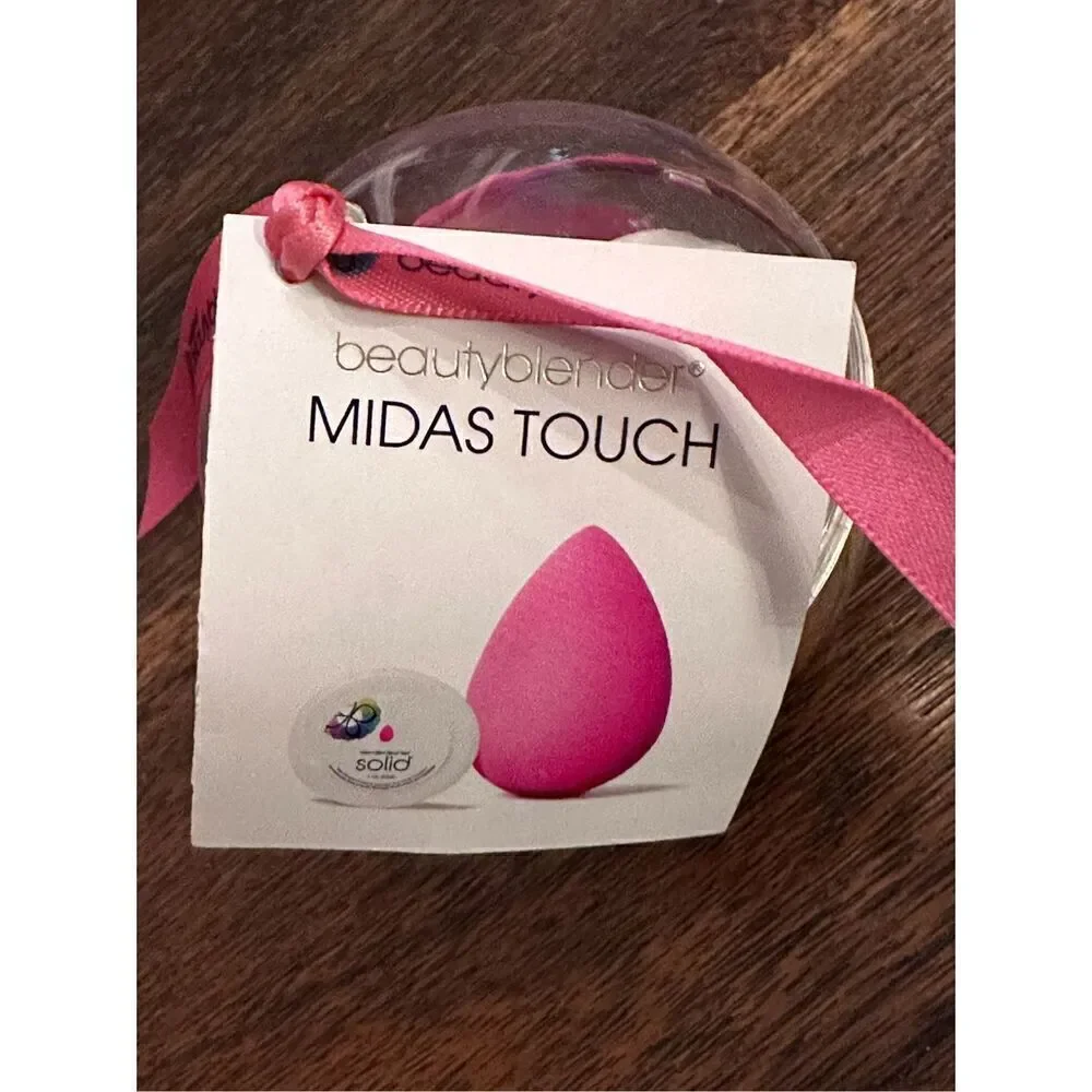 Set of make up sponges