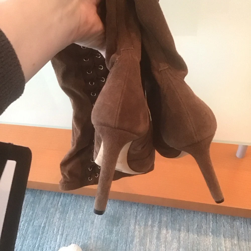 Jimmy Choo up sale