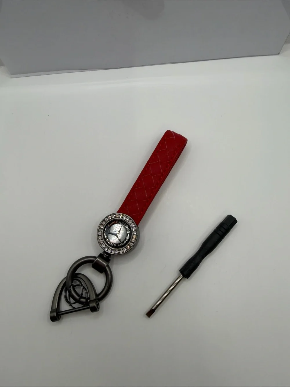N/A chic red