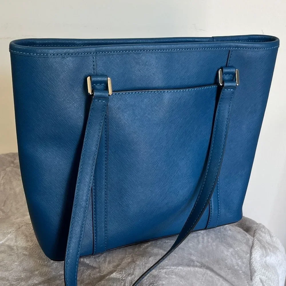 Michael Kors gorgeous blue