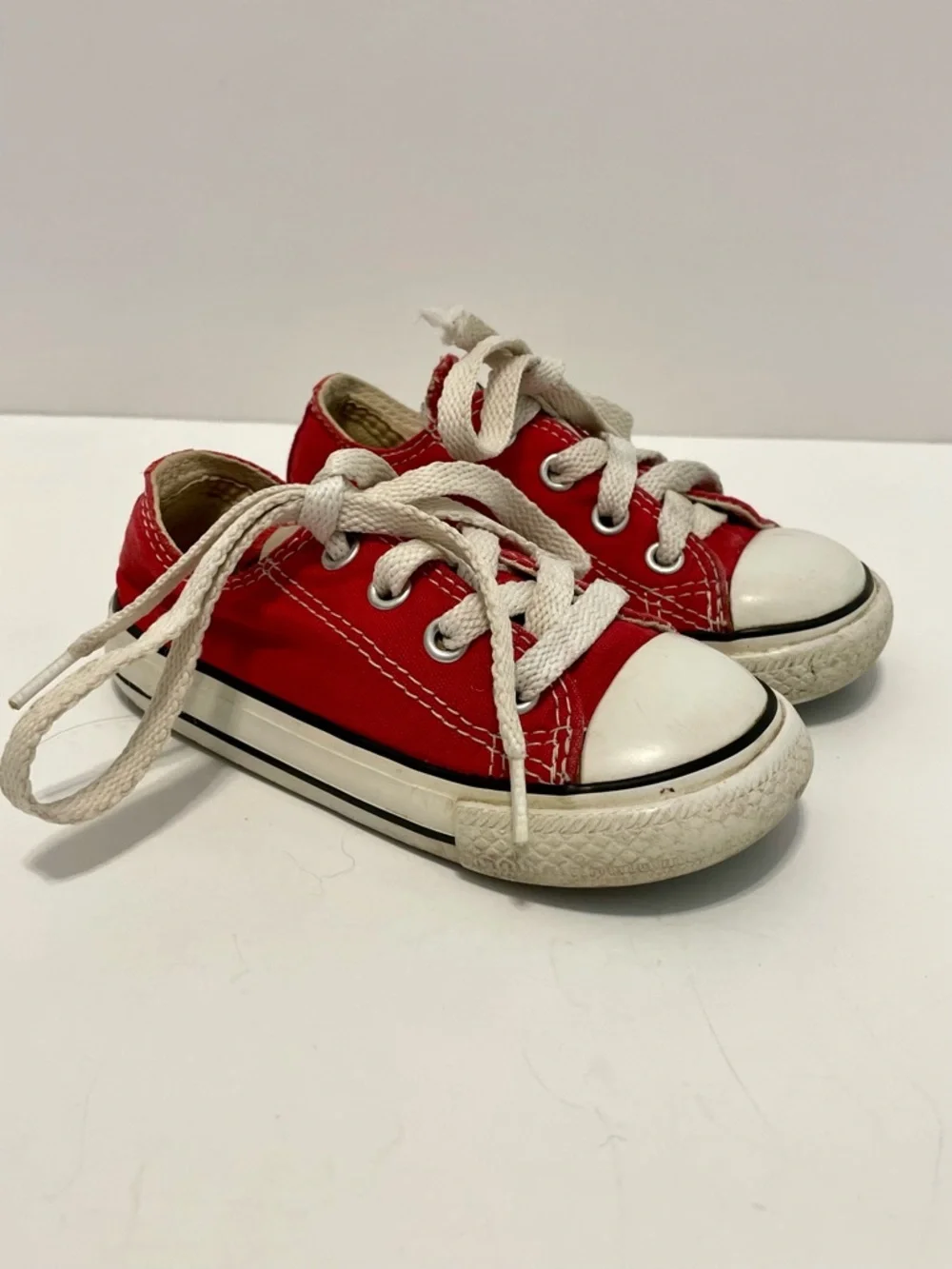 Converse classic low