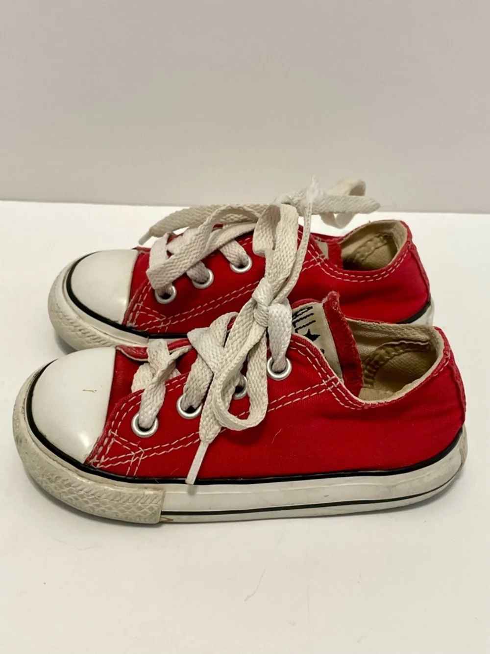 Converse classic low
