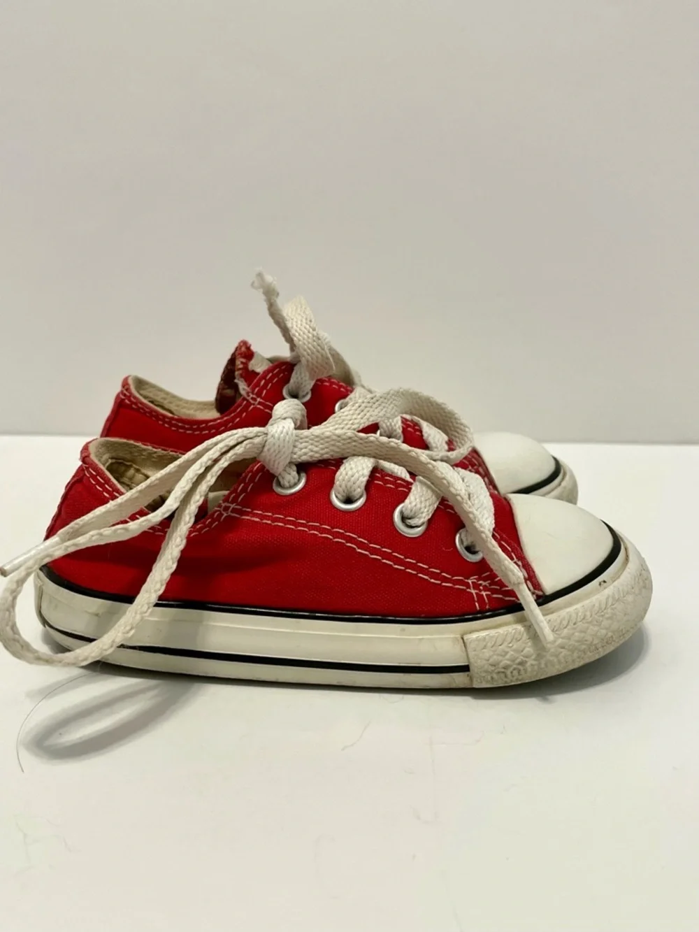 Converse classic low