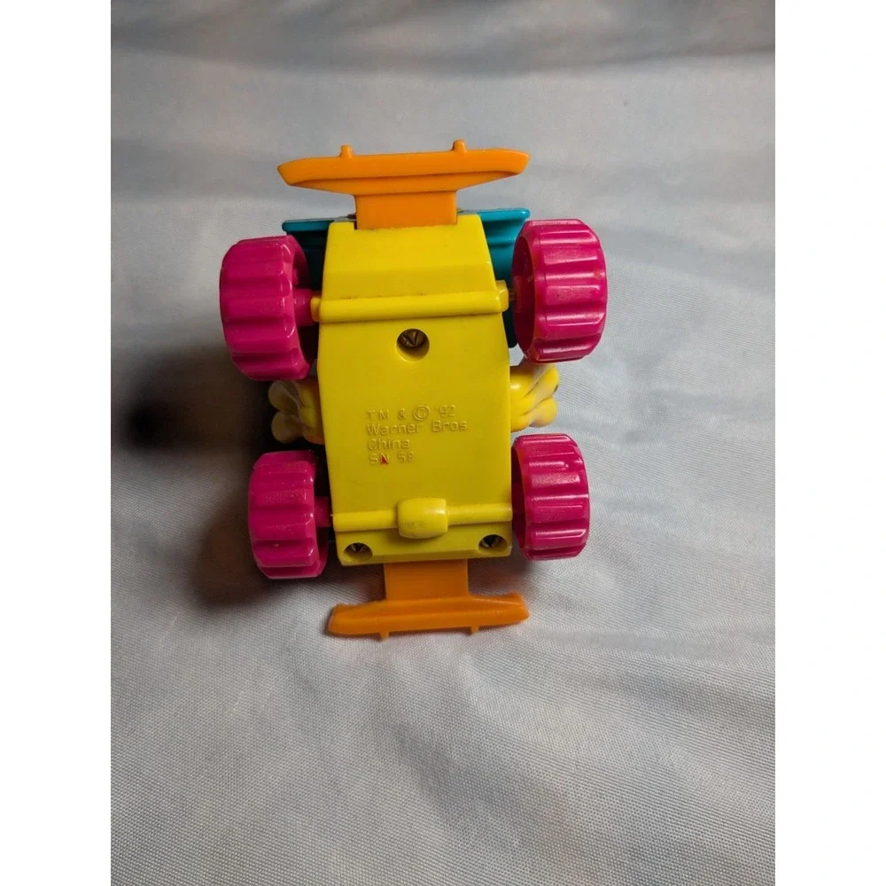 Vintage 1992 Warner Bros Tasmanian Devil Car Kids Meal Toy‎