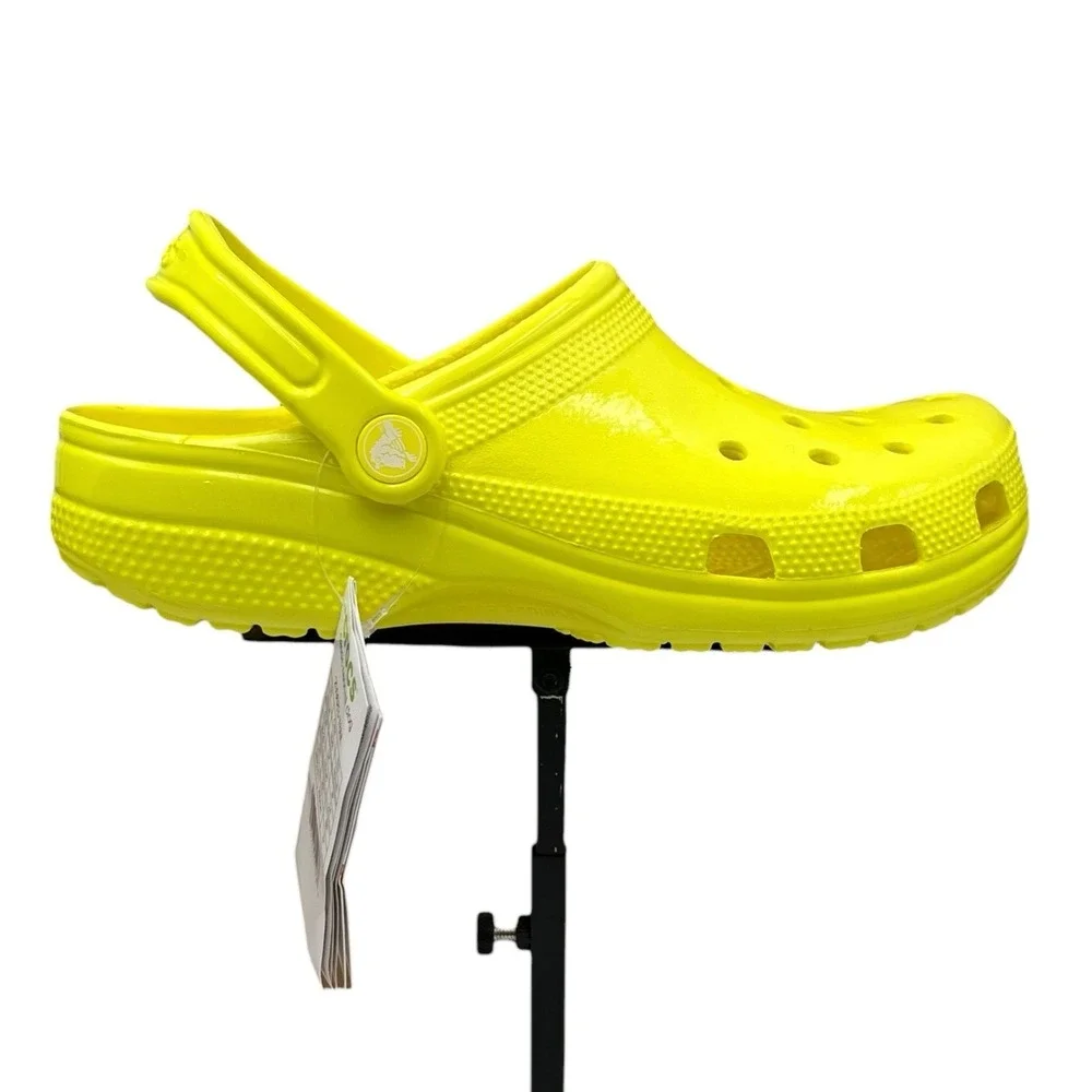 CROCS new tags