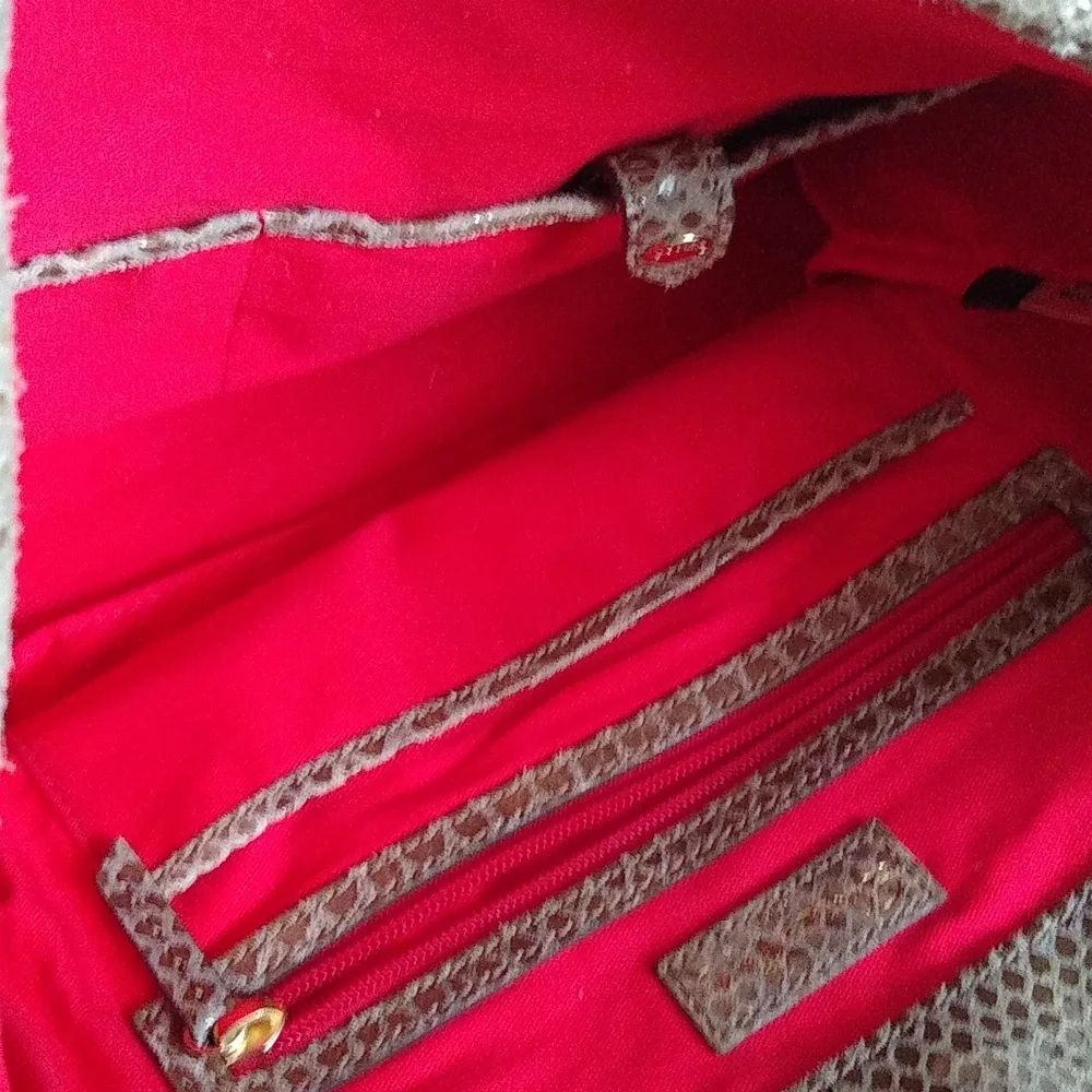 Dooney & Bourke authentic dooney