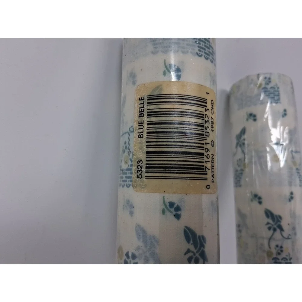 Rubbermaid vintage self