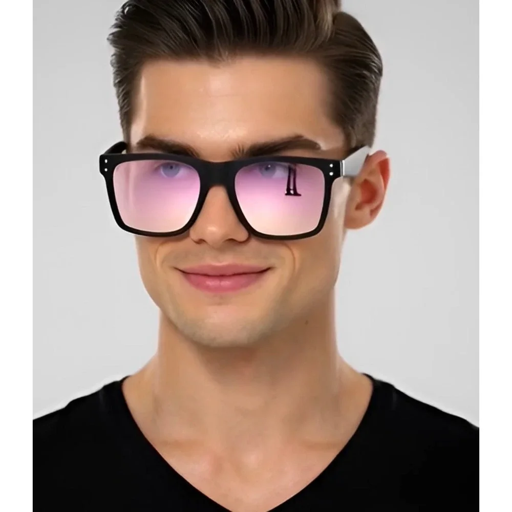 N/A stylish sunglasses