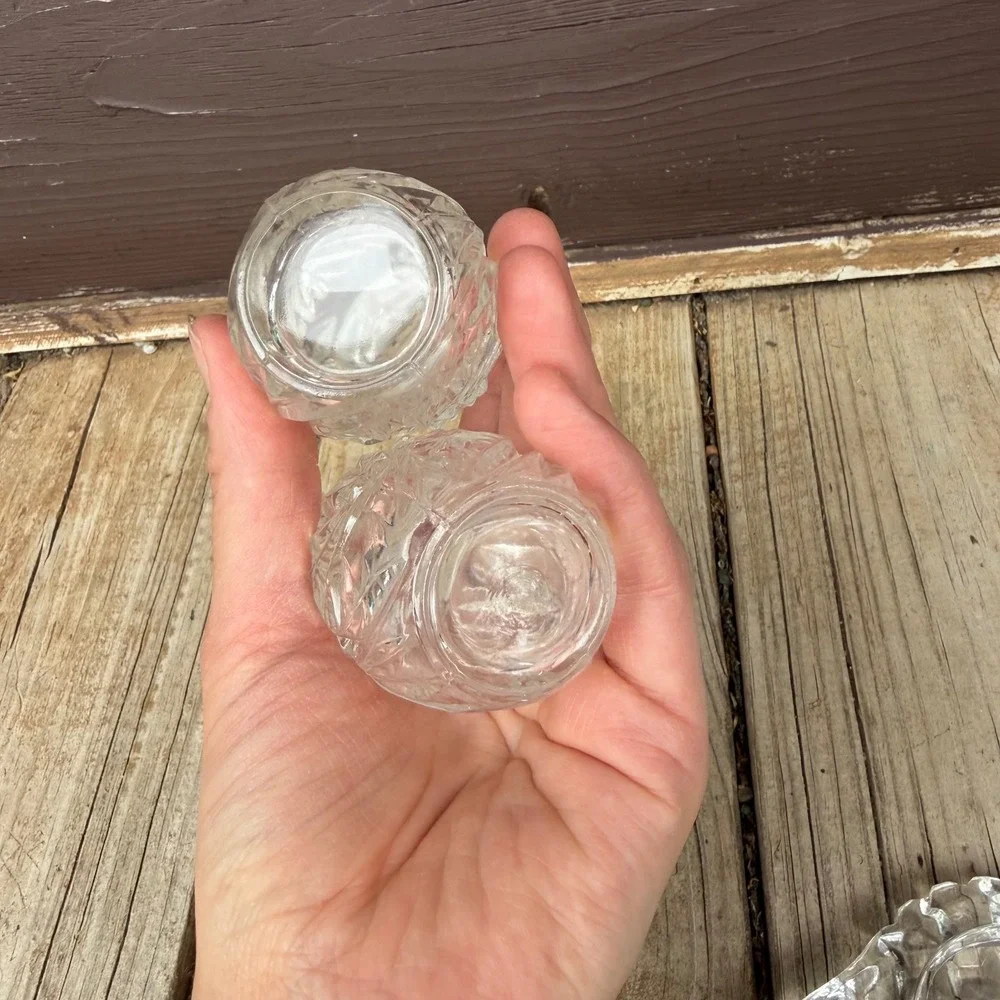 N/A vintage glass