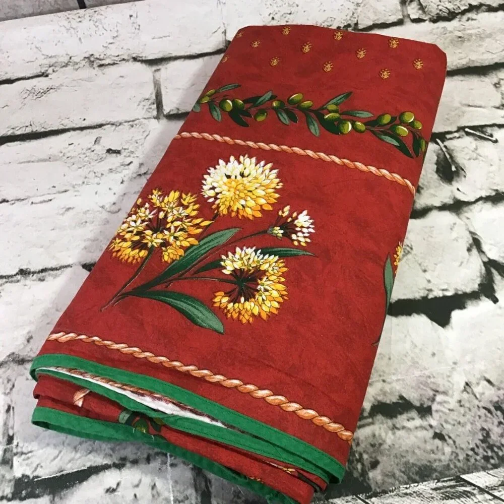 N/A tablecloth red