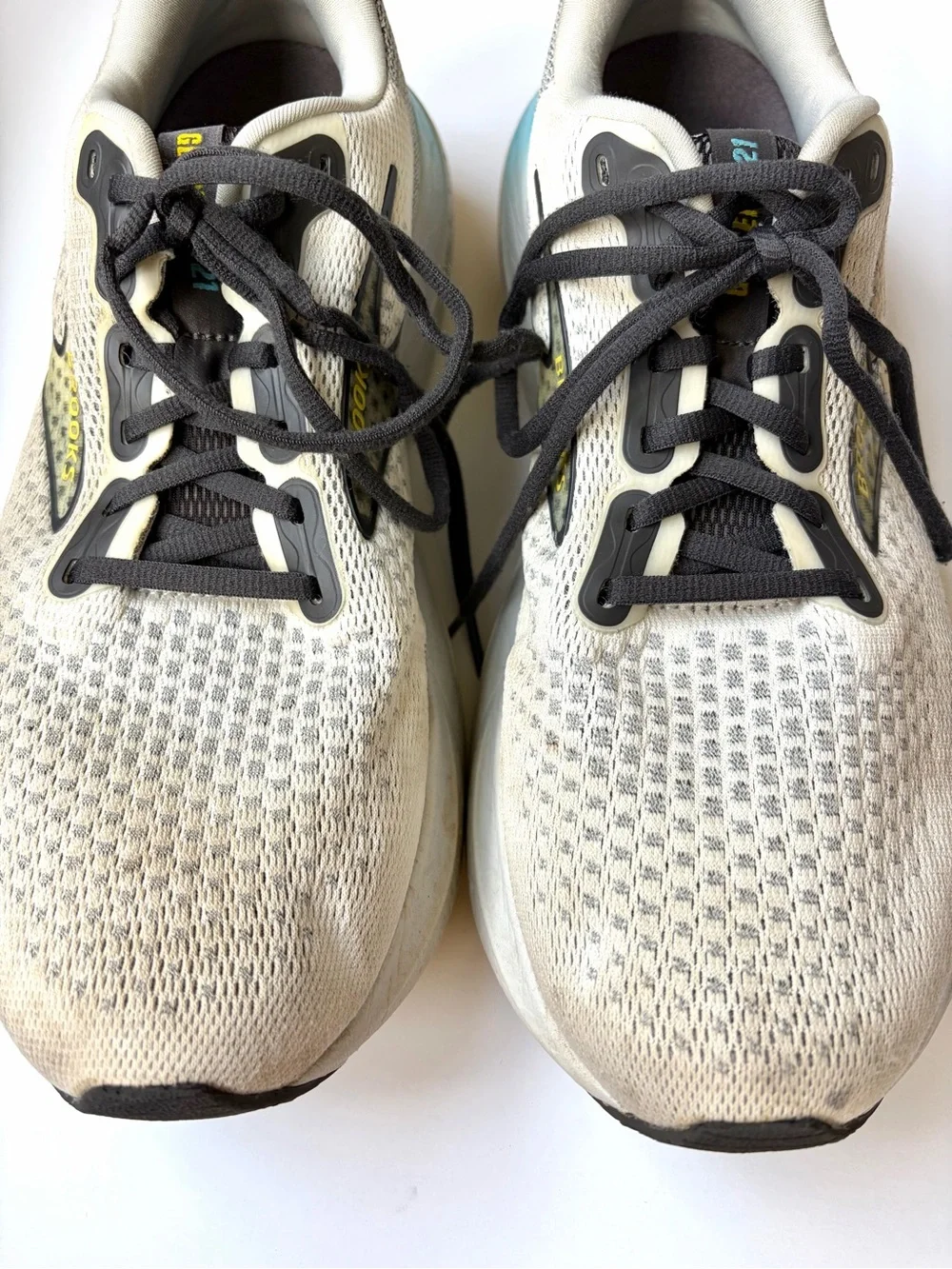 Brooks Men’s Glycerin 21 Running Shoes