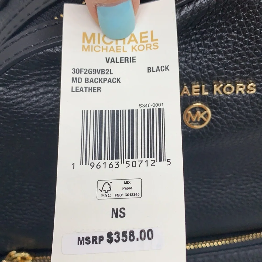 NWT MICHAEL KORS VALERIE MEDIUM PEBBLED LEATHER BACKPACK BLACK COLOUR