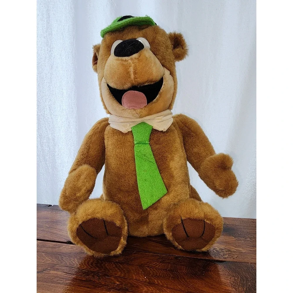 Vintage Yogi Bear 1996 Hannah Barbara Plush‎