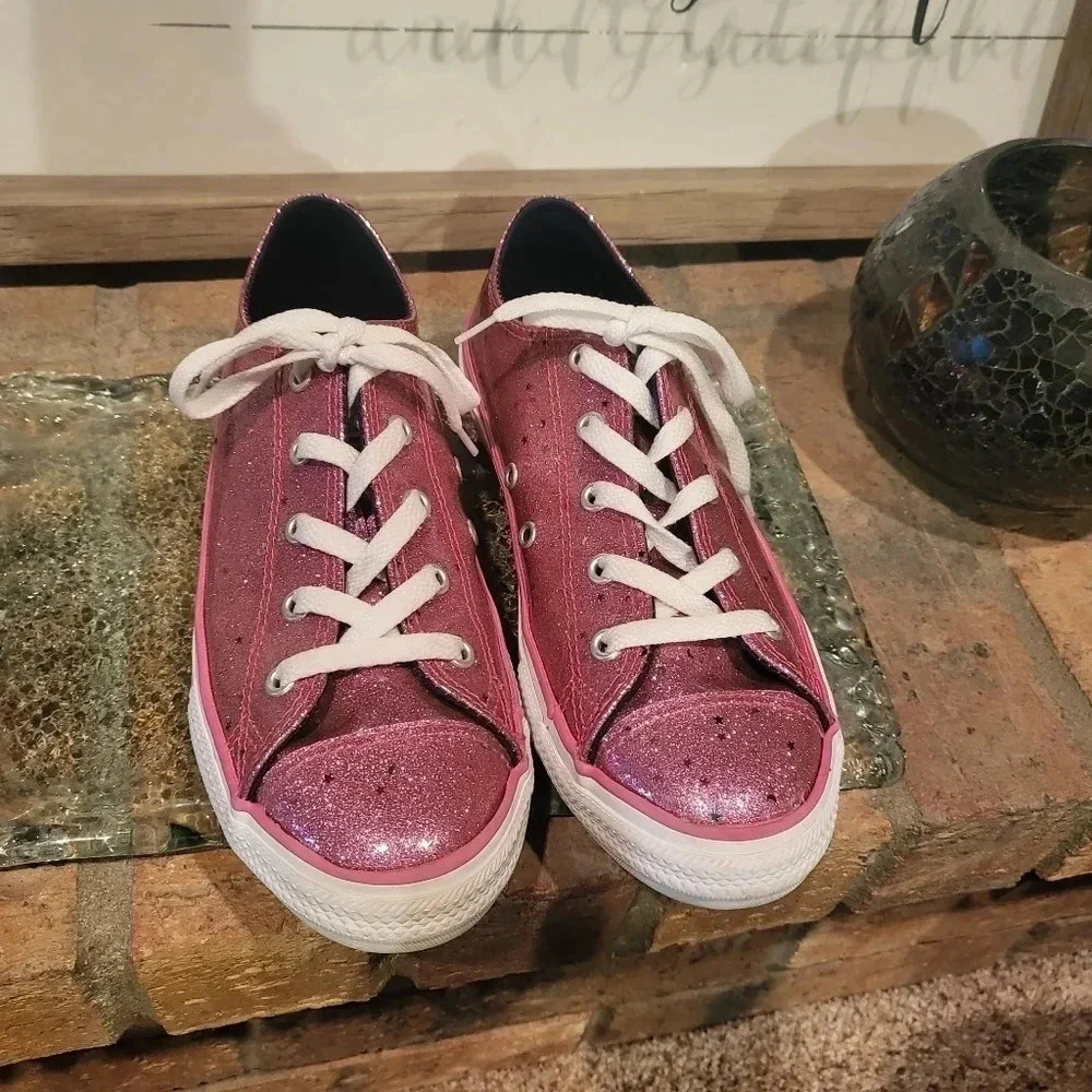 Converse junior shoes