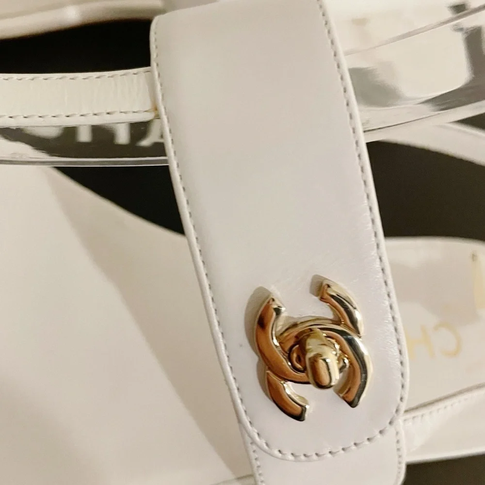 CHANEL new box