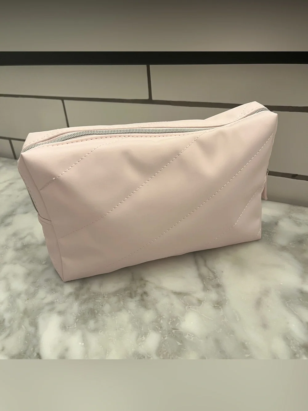 Kylie Cosmetics Matte Lip Kit Duo + Branded Travel Bag - BETTER NOT POUT (103)