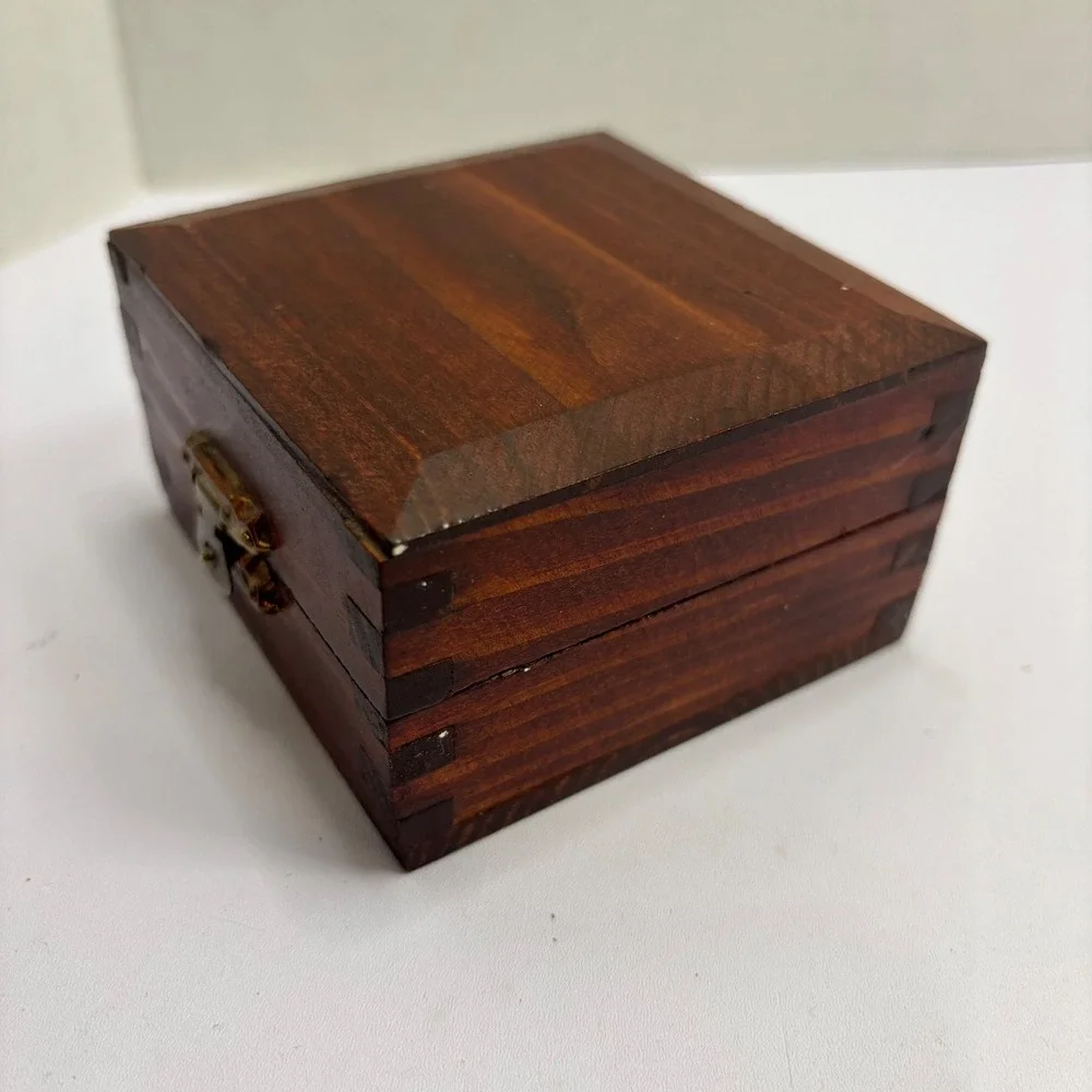 N/A handcrafted wooden