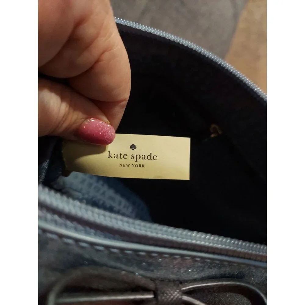 kate spade shape finish bag