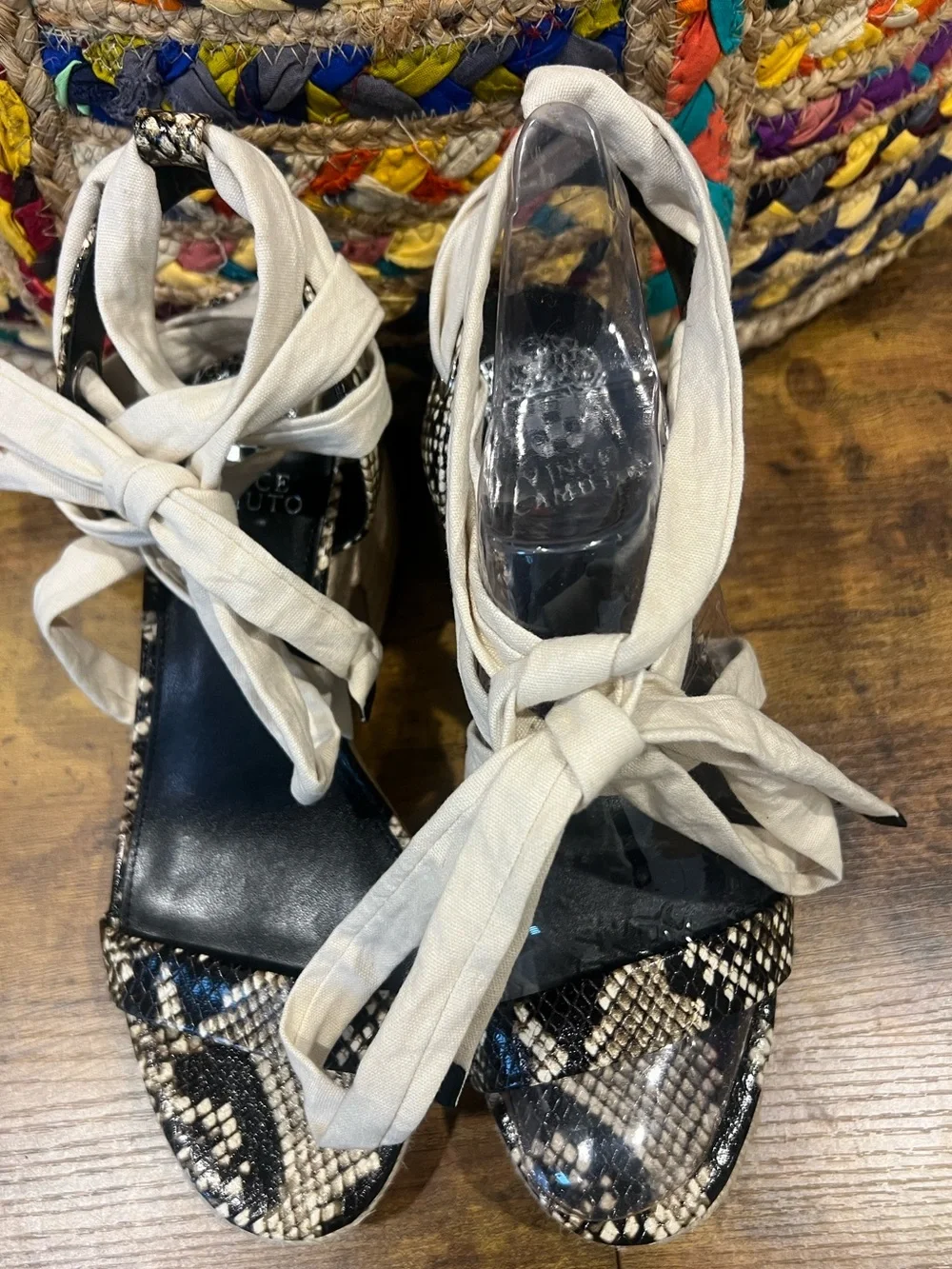 Vince Camuto review photos