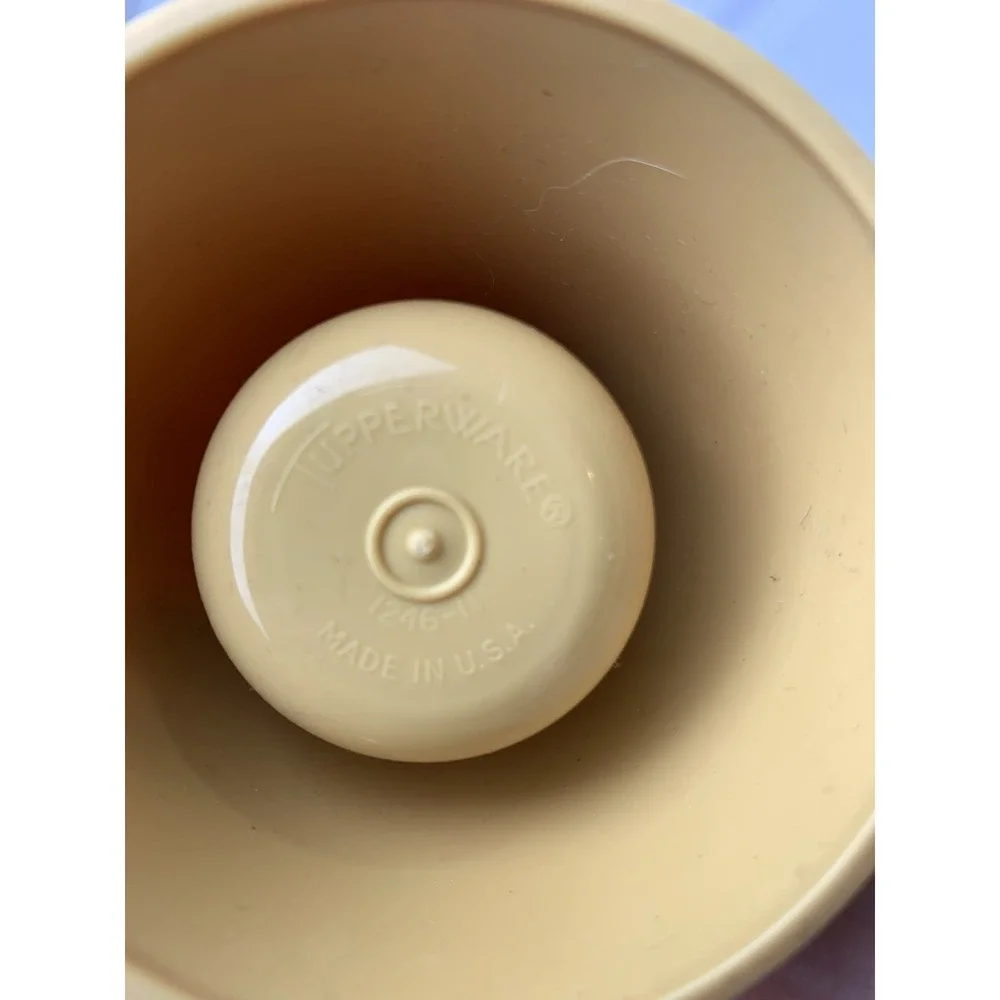 Tupperware oil vinegar