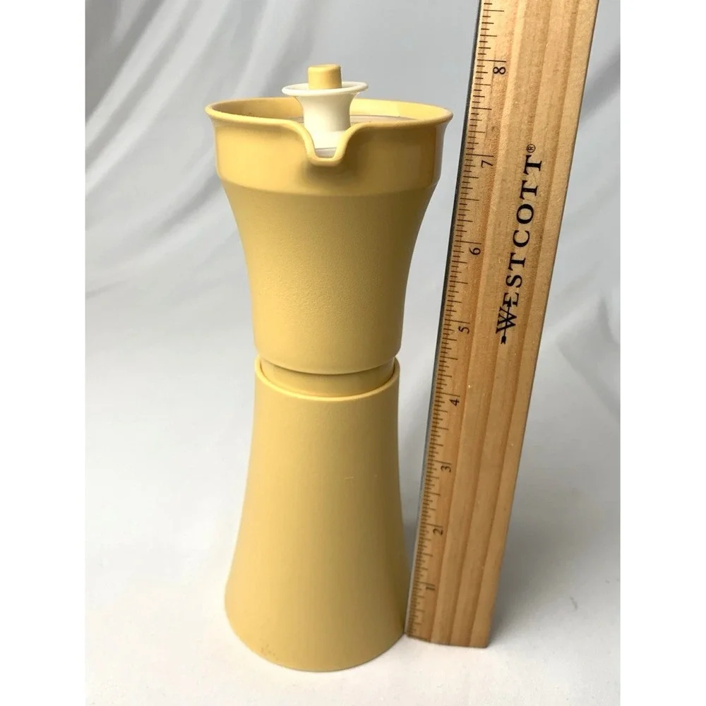 Tupperware oil vinegar