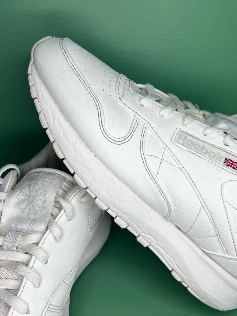 Reebok all white