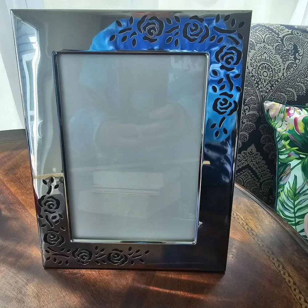 Vintage 1997 Dark Academia Chrome Floral Picture Frame | 5x7