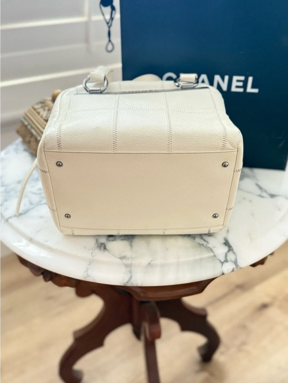 CHANEL Quilted Leather Shoulder Bag