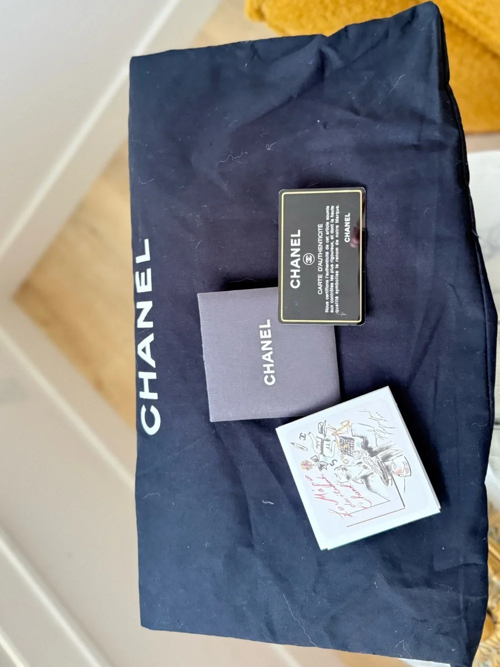 CHANEL Quilted Leather Shoulder Bag