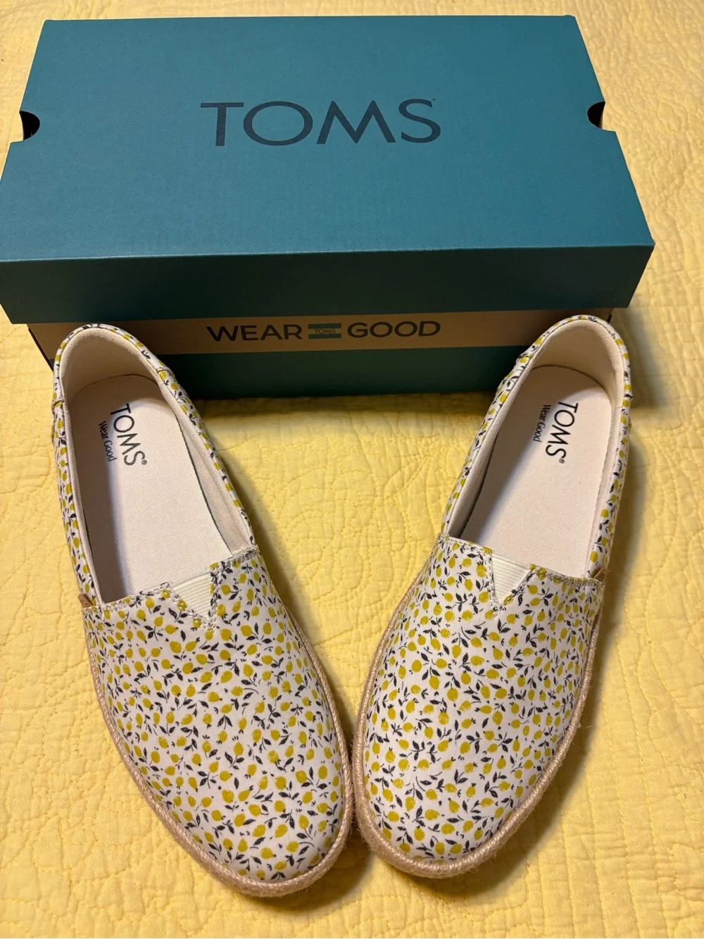 TOMS Women's Yellow and White Floral Slip-On Espadrilles