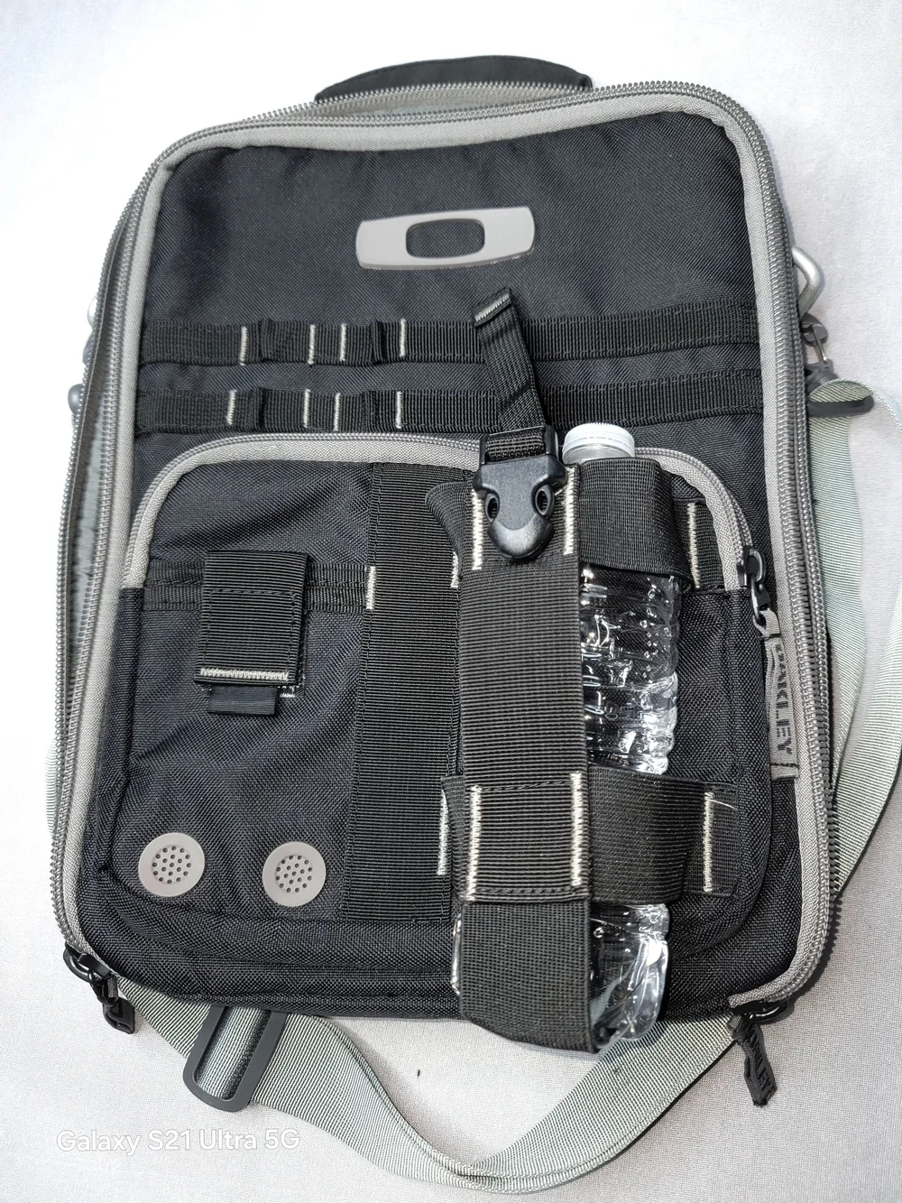 Oakley Checkpoint Vertical Laptop Messenger Bag Black Padded Tactical Size 11X14
