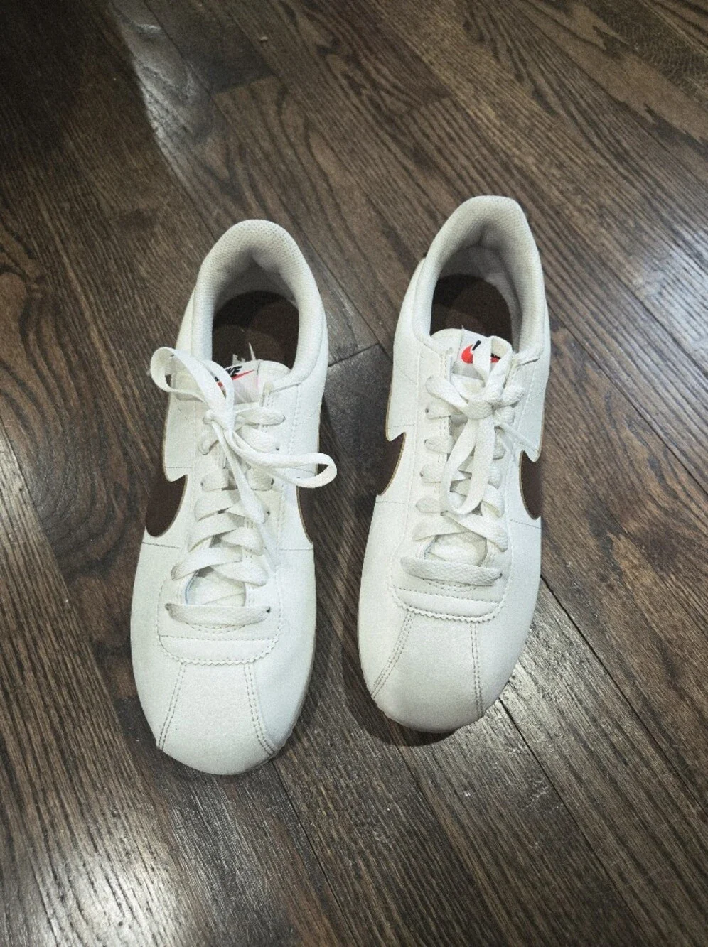 Nike Women’sCortez Sneakers in Cream and Brown Size 9