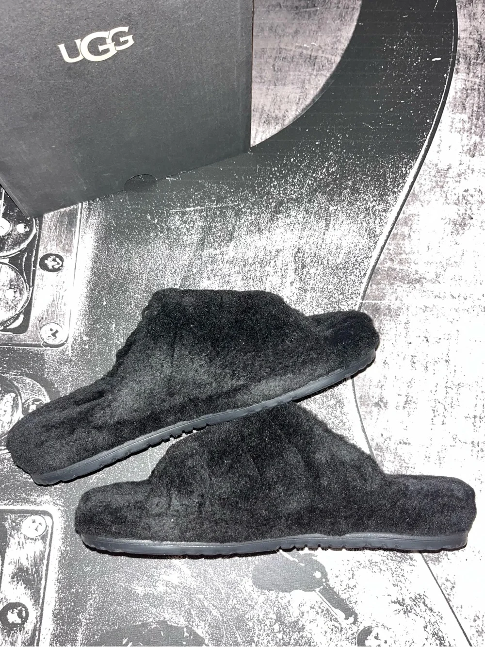 UGG nib new