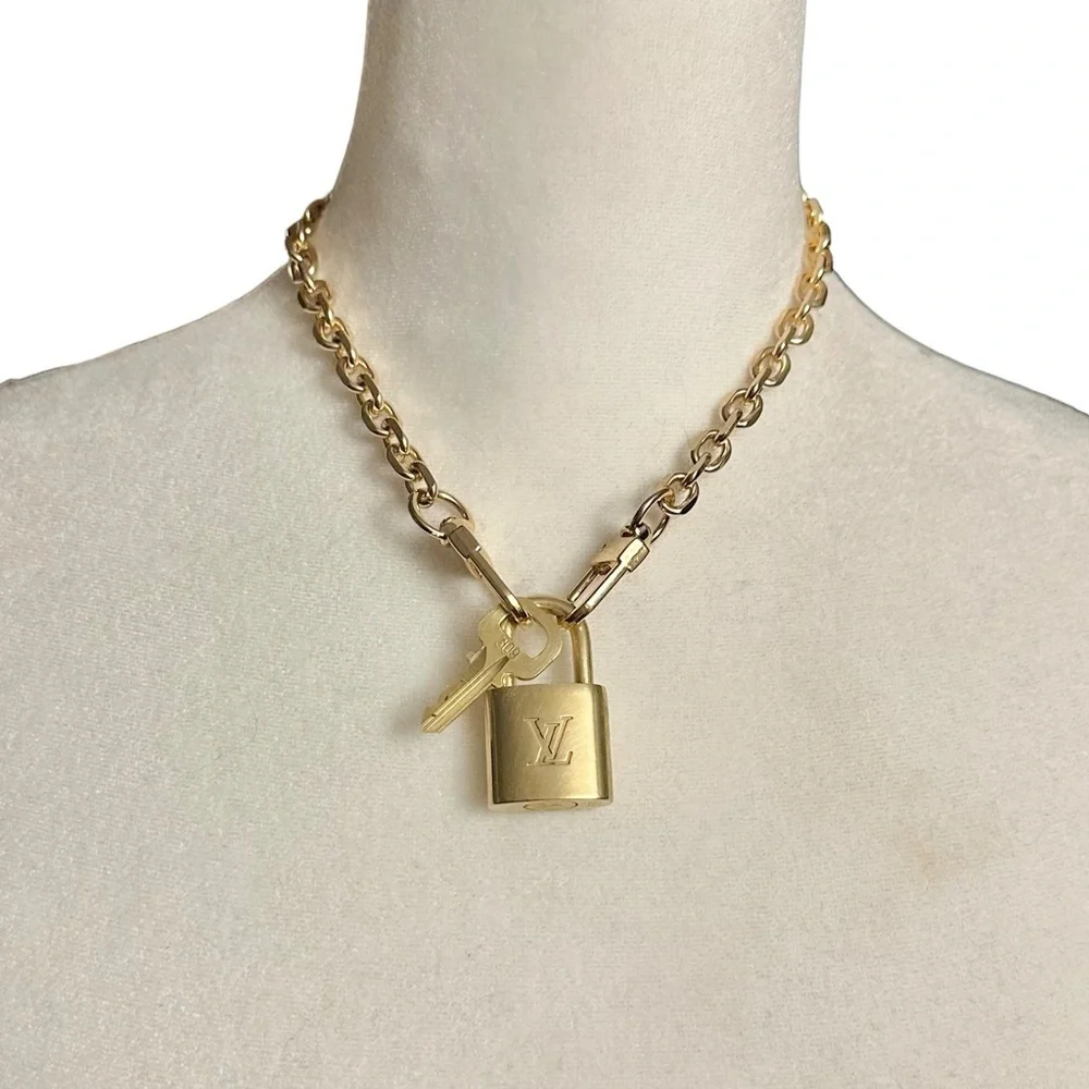 Louis Vuitton authentic louis