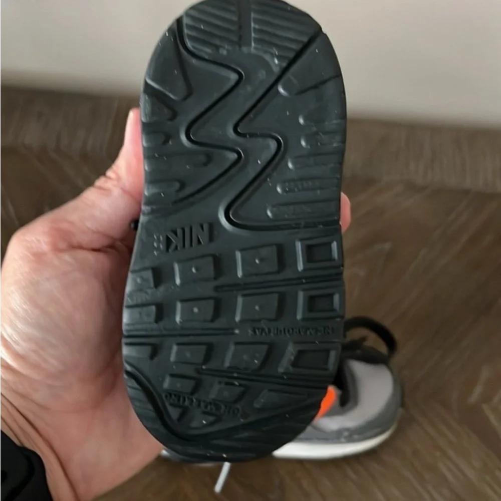 Nike gray orange