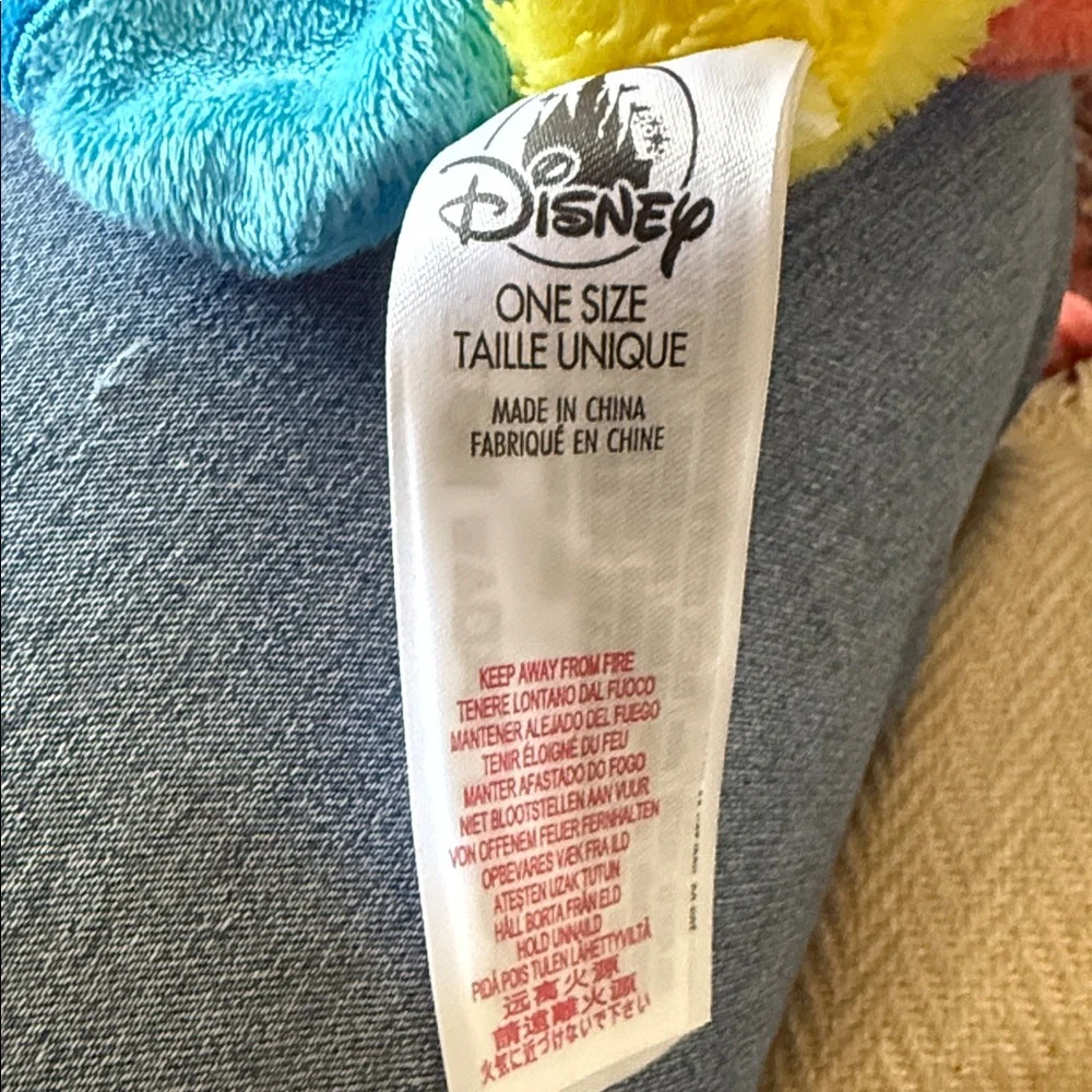 Disney hooded beach
