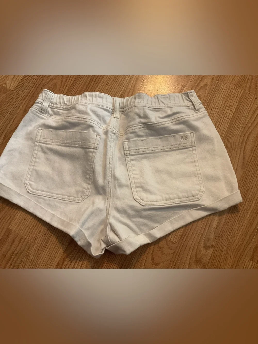American Eagle Outfitters low summer silhouette