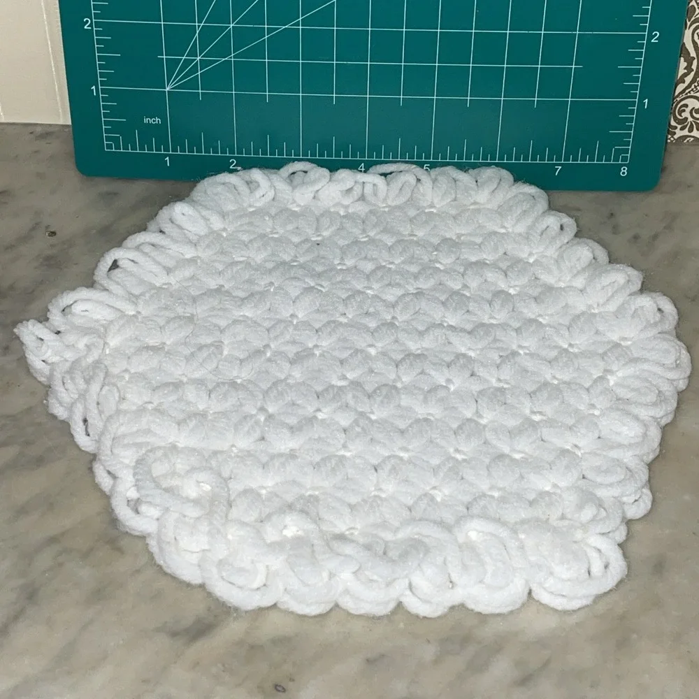 3 Matching Placemats | Snow White Yarn Lap Loom | Two 16