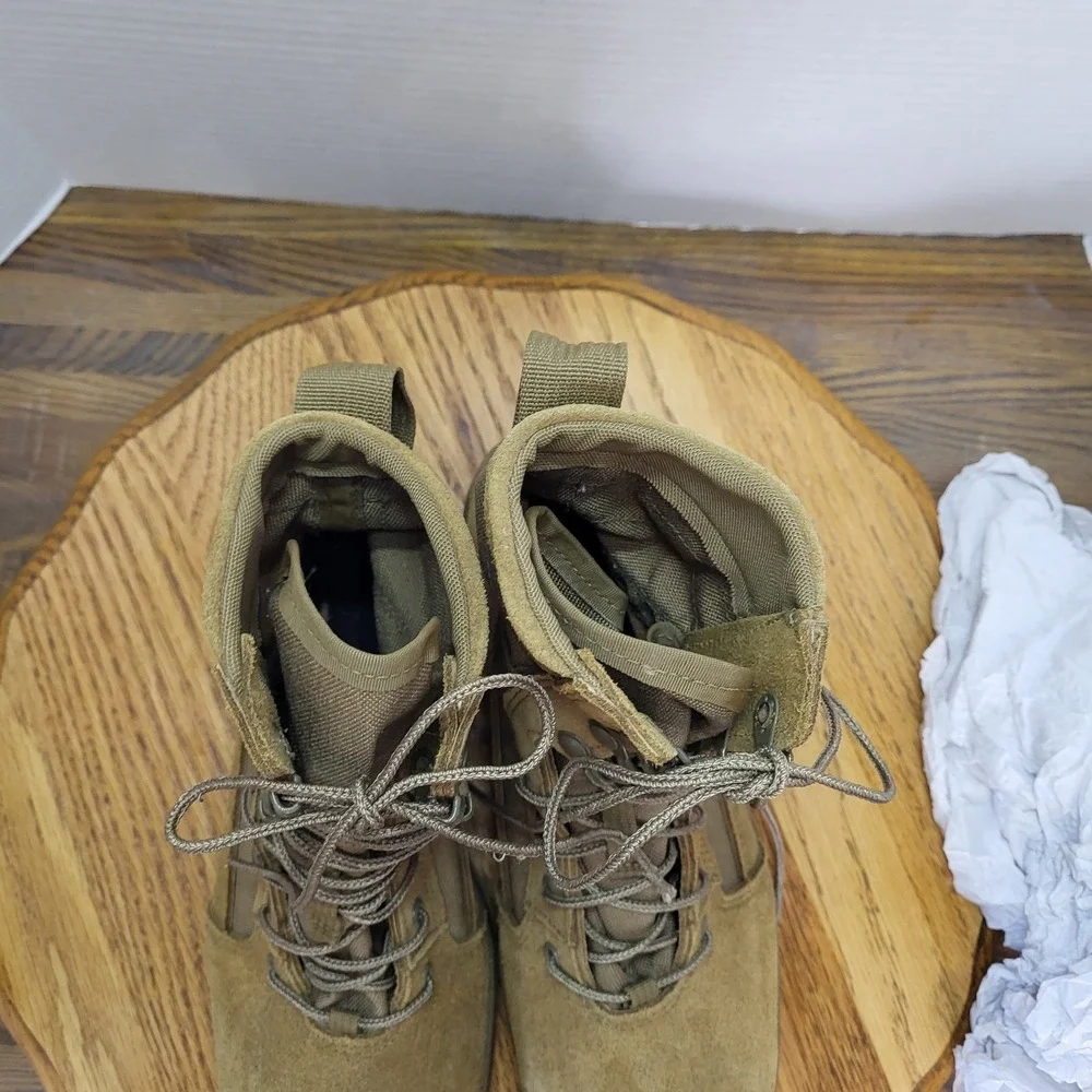 Reebok strikepoint boot