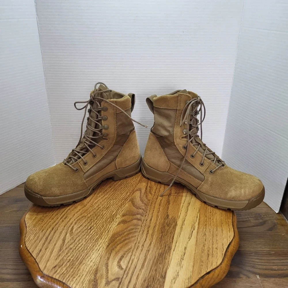 Reebok strikepoint boot