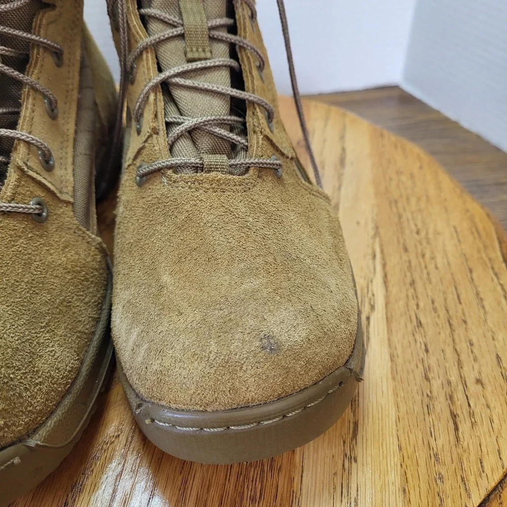 Reebok strikepoint boot