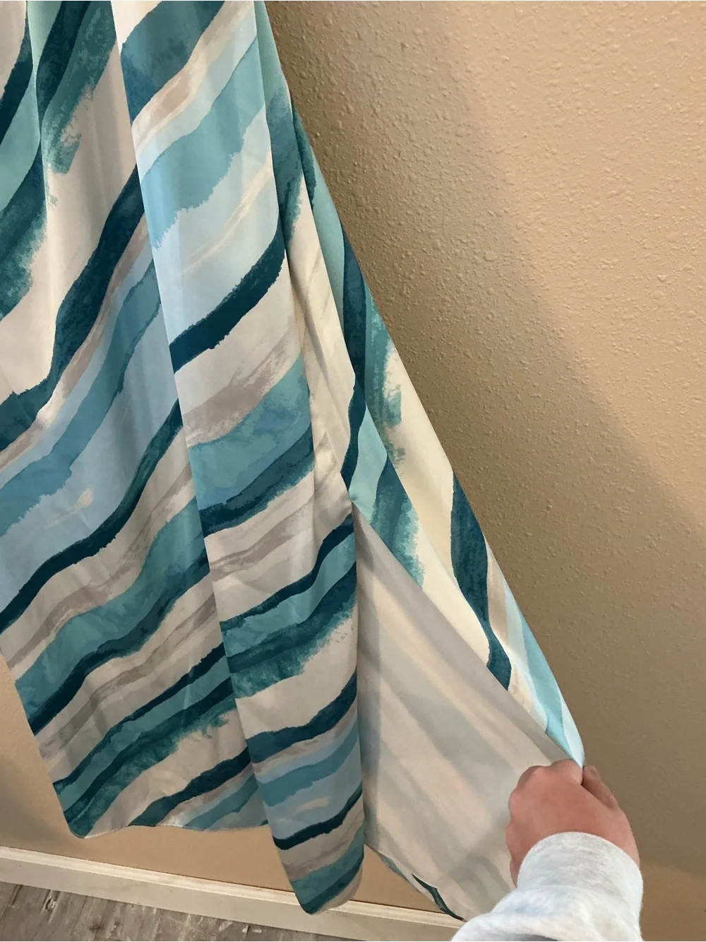 Abercrombie & Fitch soft white