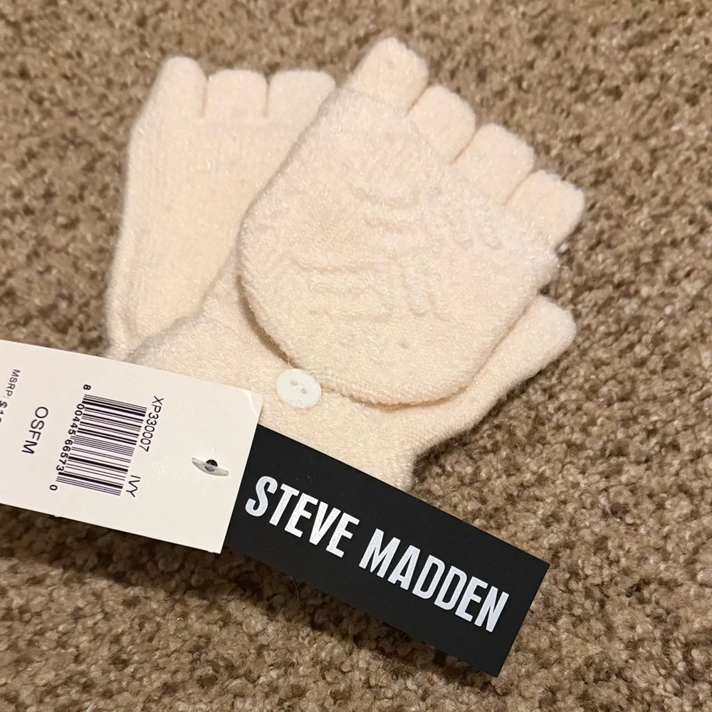 Steve Madden Cream Glittens
