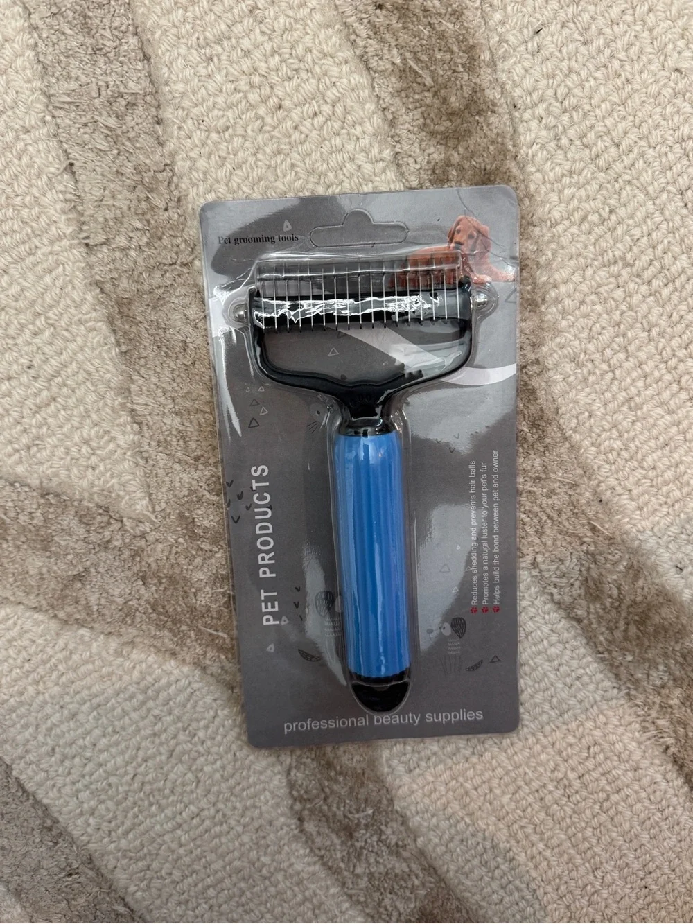 Pet grooming / shedding tool
