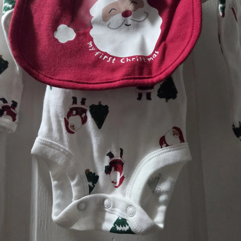 NWT Carter's Red and White Baby Bib First Christmas And Newborn Matching Onesie