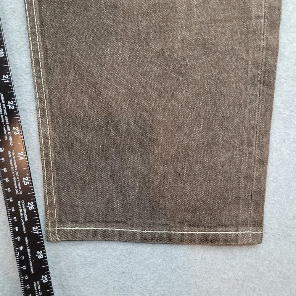 Levis please check