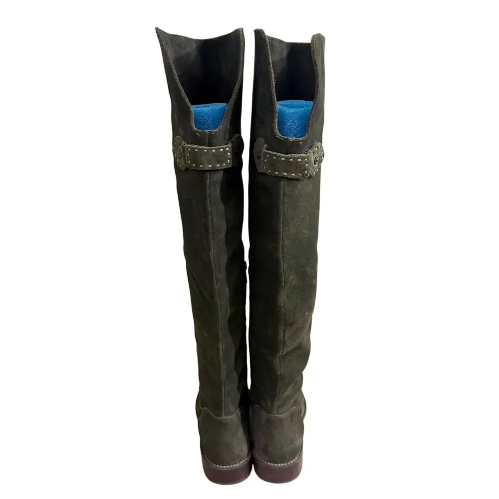 Frye suede euc green